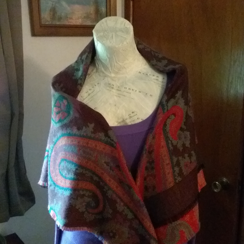 2 Beautiful Vintage Shoulder Wraps / Shawls for Women 43"x43"